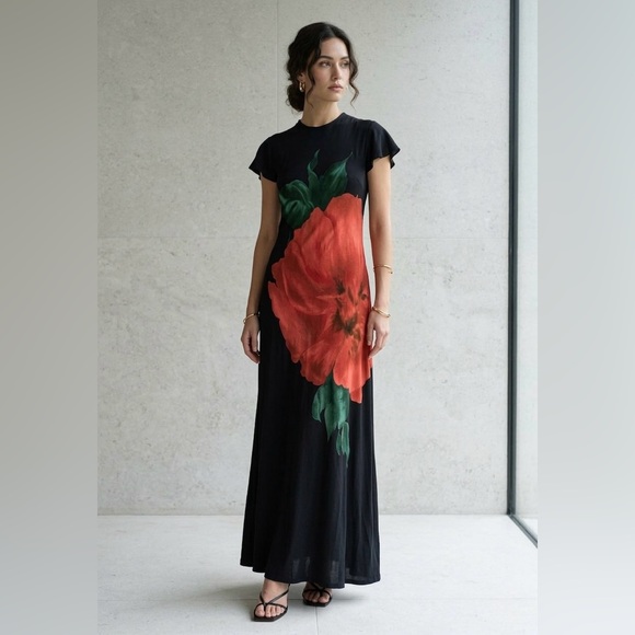 Jeffrey & Dara Dresses & Skirts - Jeffrey & Dara Black Maxi Dress with Red Floral Print